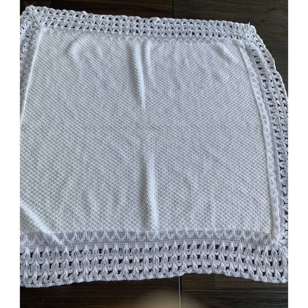 Vintage Celebrity Knitwear Crochet Knit Baby Blanket 33x30 Christening Baptism